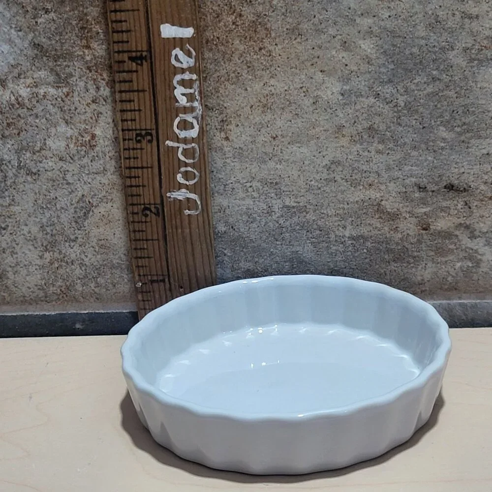 N/A four white
